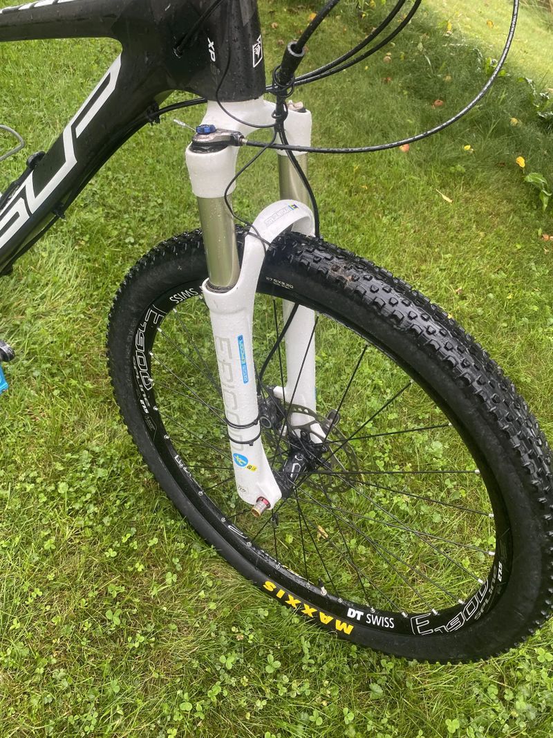 Superior XP 977 karbon