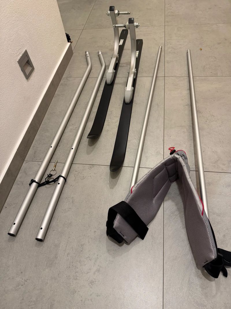 Prodám lyžařský (ski) set Thule Chariot