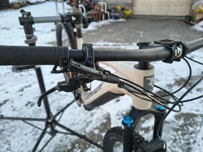 Radon Jealous Hybrid 10.0