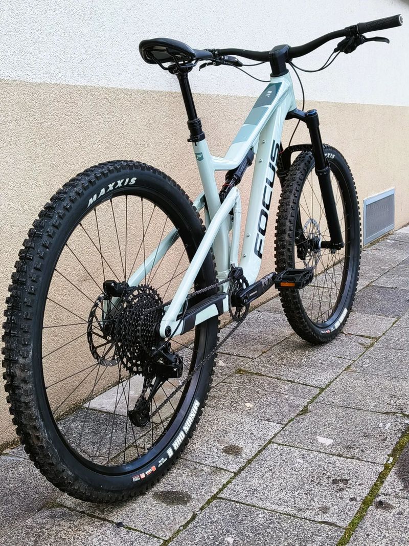 FOCUS Jam 6.8, 29", 2023, vel. L, zdvihy 150 mm, TOP STAV, ZÁNOVNÍ