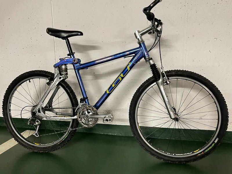 Legendární GT LTS-2 