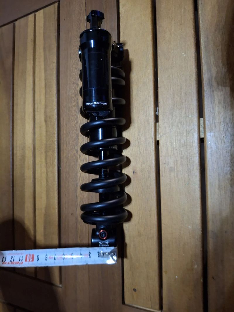 Rock Shox Super Deluxe Coil 225x75 Trunnion