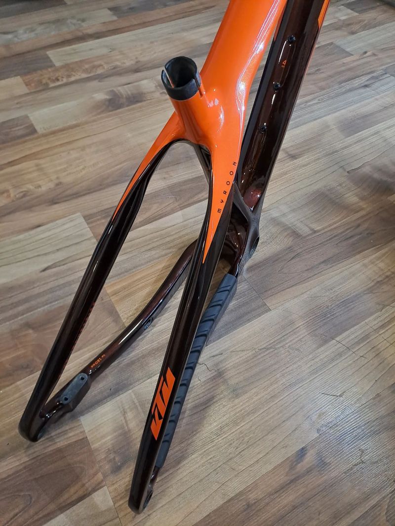 NOVÝ rámový set KTM Myroon Exonic Carbon / velikost M / 29er / UDH patka / NANO carbon - nejlehčí