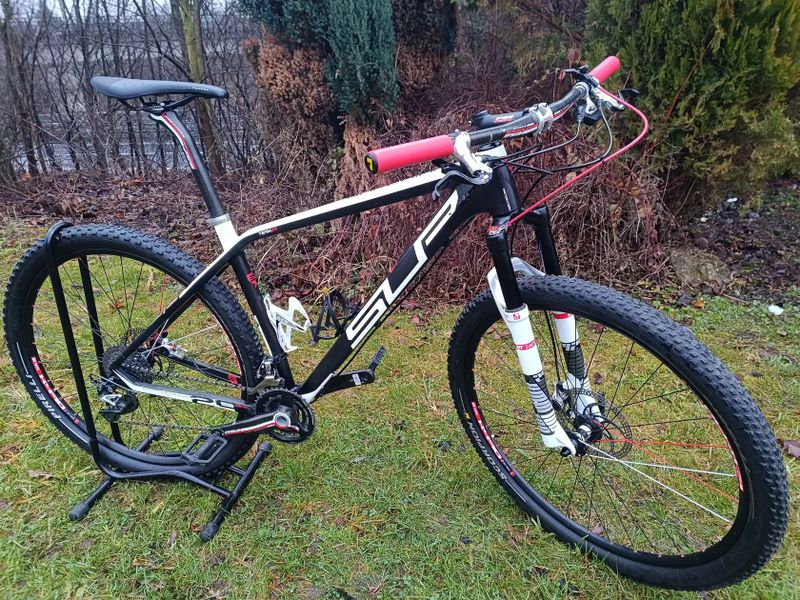 SUPERIOR TEAM 29" horské kolo Carbon