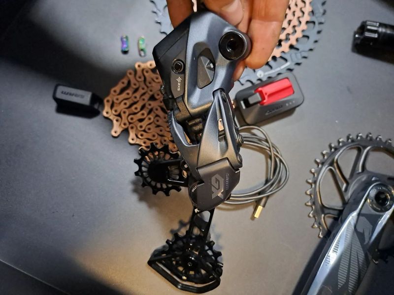 Zánovní sada 1 x 12speed Sram Gx AXS - upgrade ramínko - kazeta, řetěz, převodník XX1 / Copper