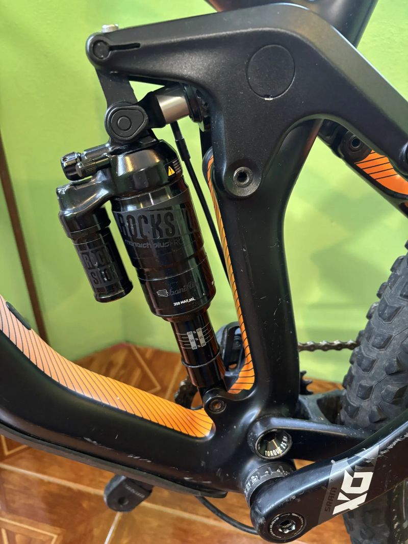 Canyon Strive CF 9, Sram X 12 AXS