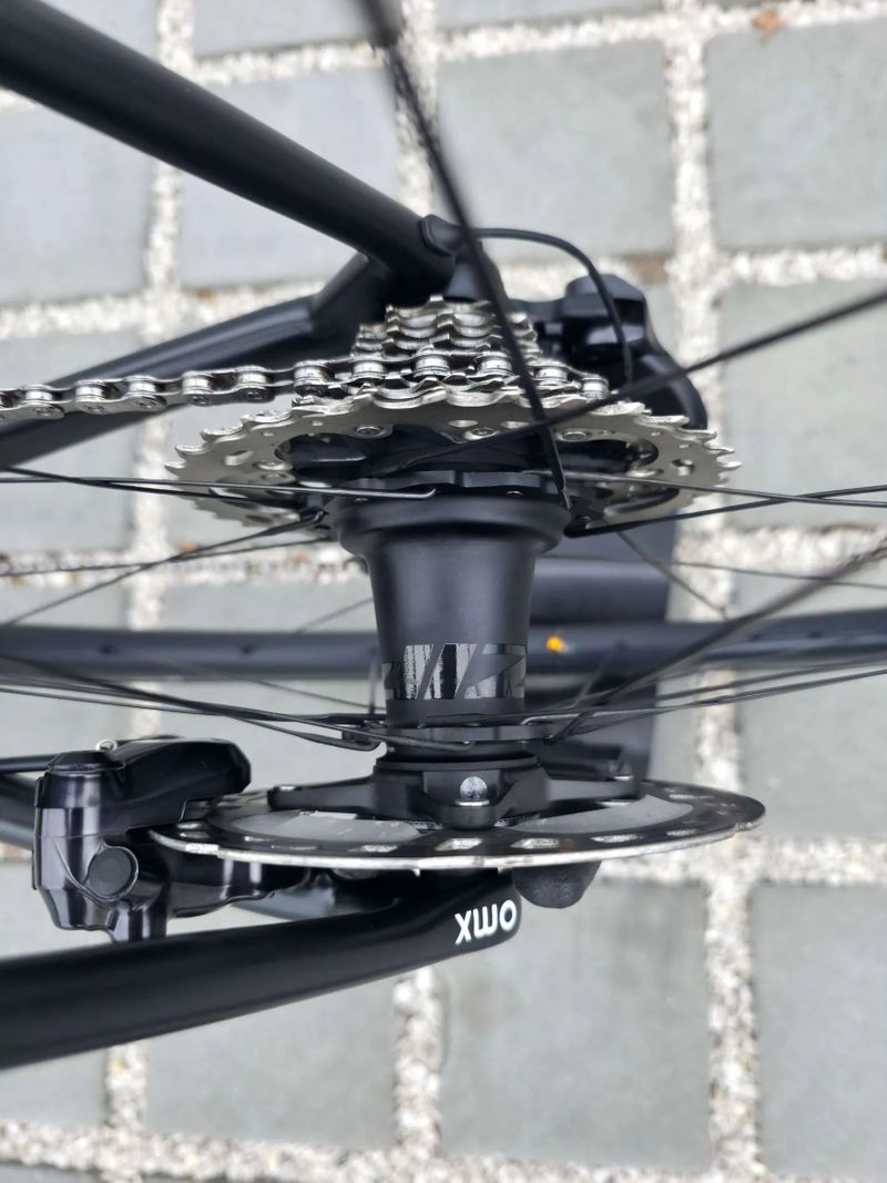 Silniční kolo Orbea ORCA M20iLTD 2025 Ultegra Di2 – velikost 60cm (XL)