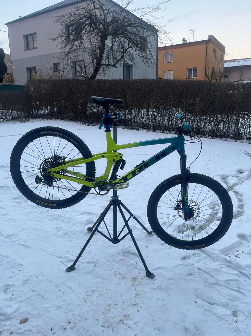 Trek Remedy 8