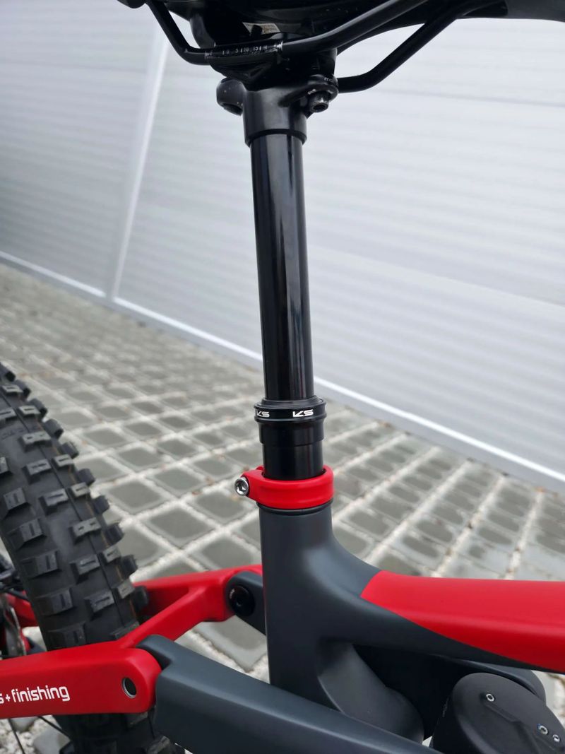 Elektrokolo E-Framer EIGER Carbon 2025 29" velikost L