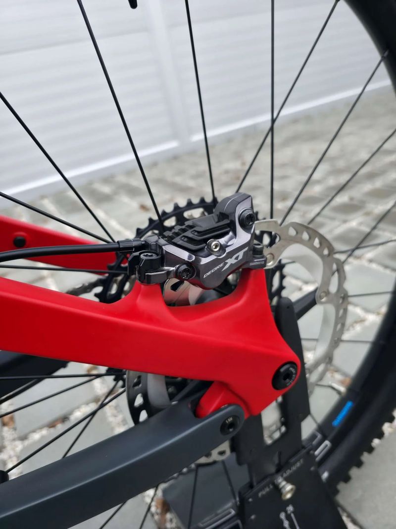 Elektrokolo E-Framer EIGER Carbon 2025 29" velikost L