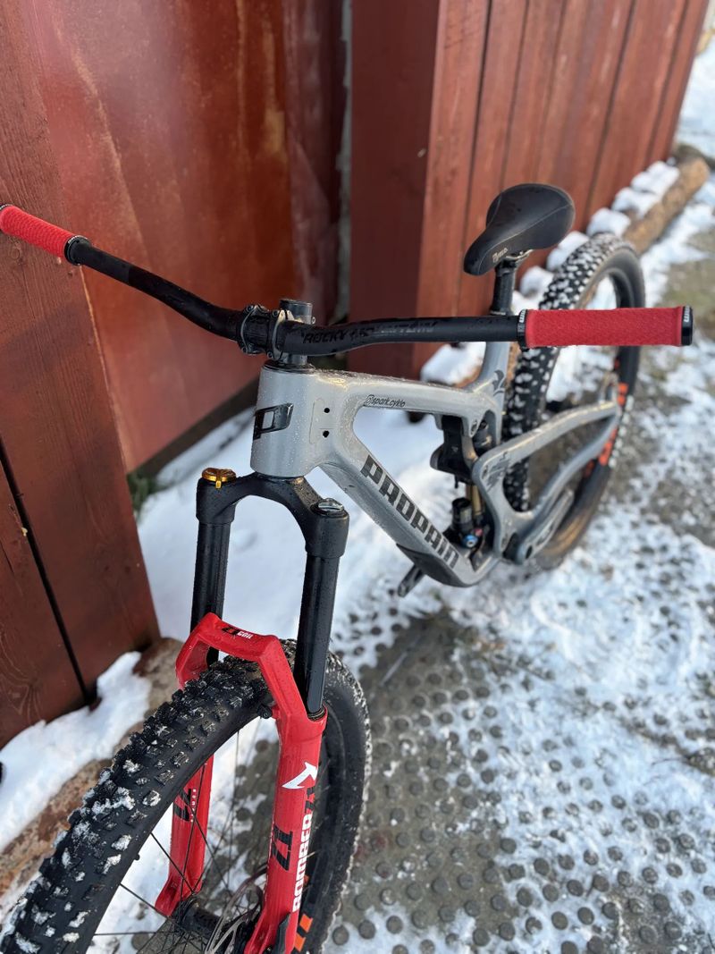 Propain Spindrift CF4, velikost M