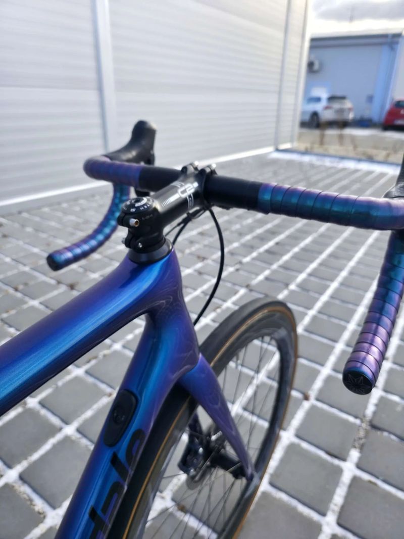 Silniční kolo Cannondale Synapse Carbon Disc Ultegra Di2 – velikost 54cm (M)