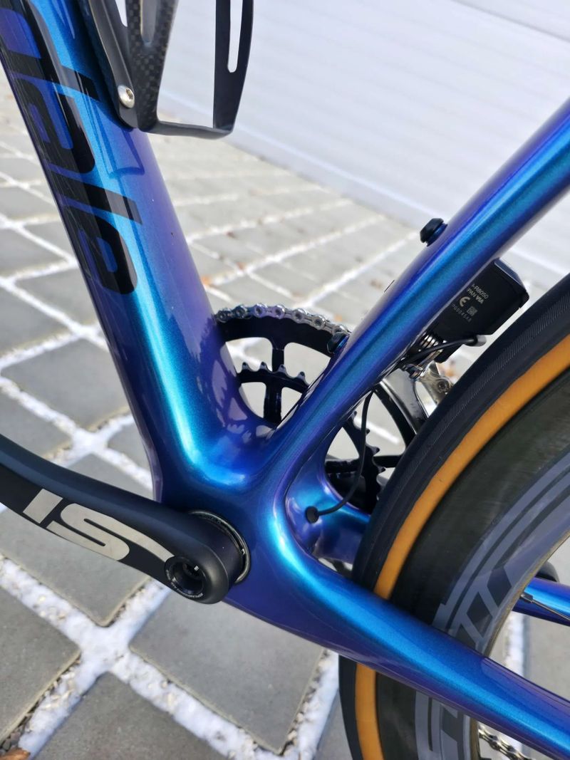 Silniční kolo Cannondale Synapse Carbon Disc Ultegra Di2 – velikost 54cm (M)