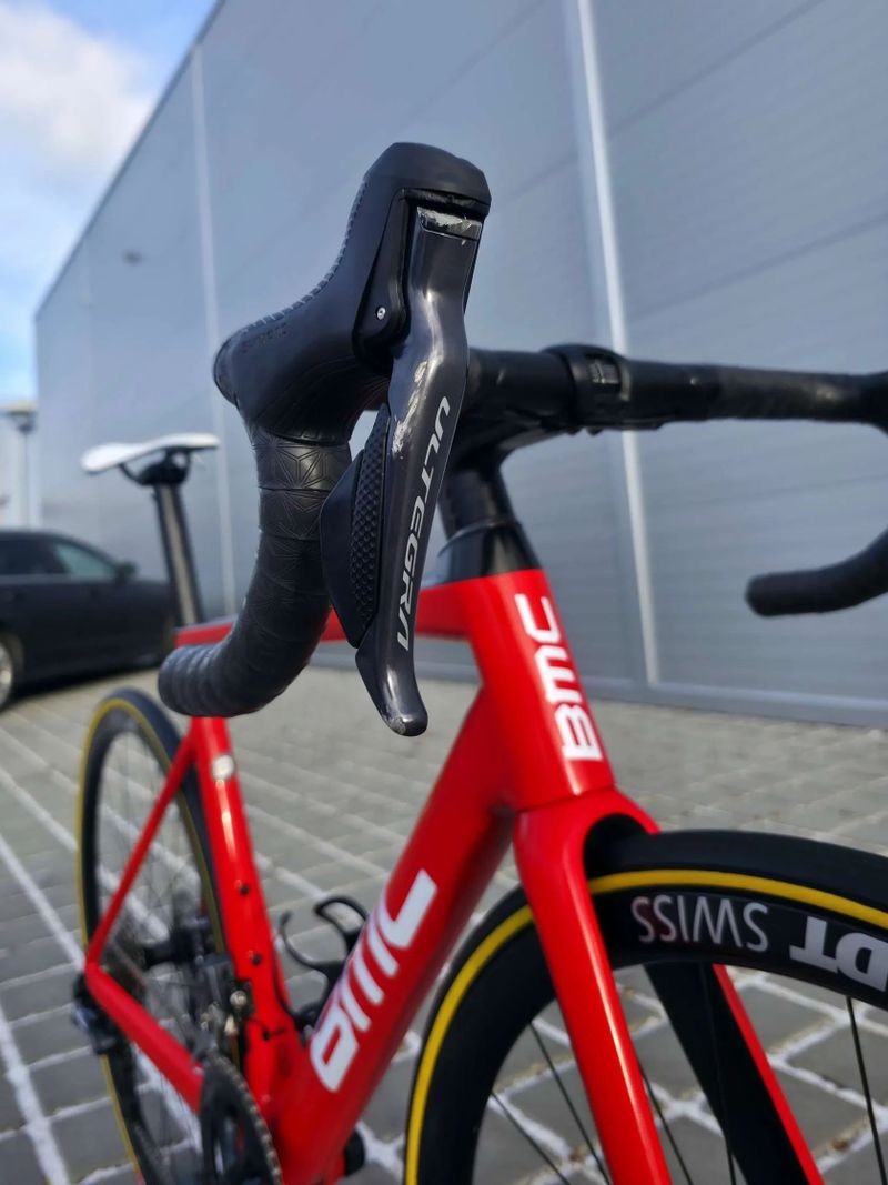 Silniční kolo BMC Teammachine SLR01 ONE Carbon 2022 Ultegra Di2 – velikost 54cm (M)