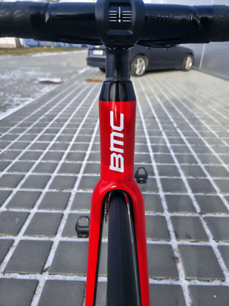 Silniční kolo BMC Teammachine SLR01 ONE Carbon 2022 Ultegra Di2 – velikost 54cm (M)