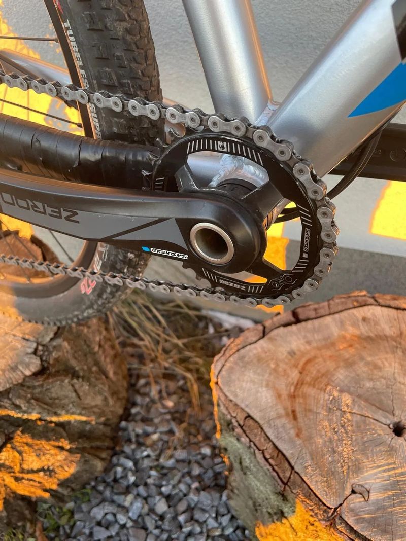 Rock Machine Thunder 27 HD LTD