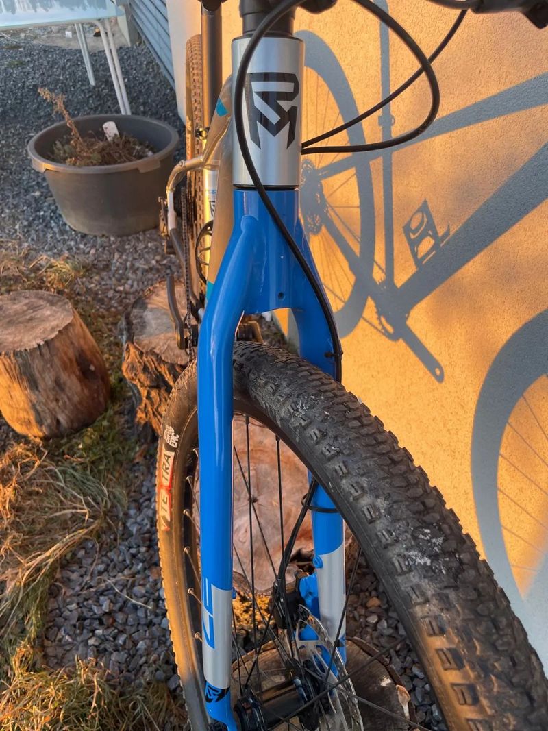 Rock Machine Thunder 27 HD LTD