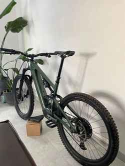 Specialized Levo 4 Expert 2026 vel.S4 - rychlé jednání - sleva + nová zadní pneu Butcher T9 TLR