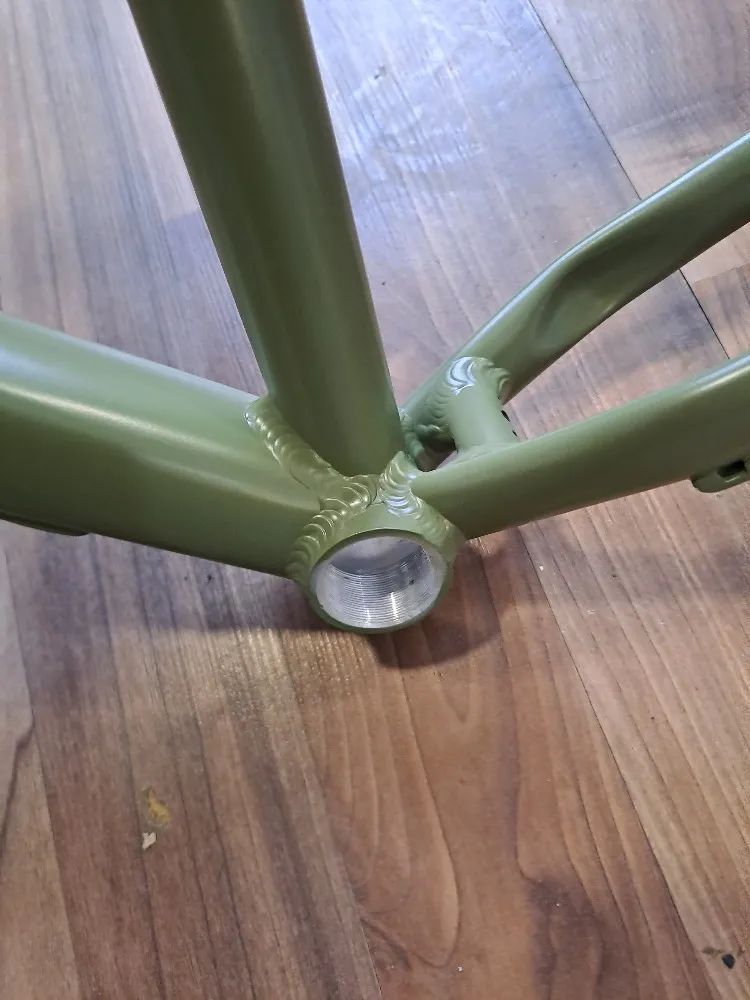 NOVÝ nepoužitý hliníkový rám belgického výrobce Thompson XC 9000 / 12x148 pevná osa / 29er / vel. XL