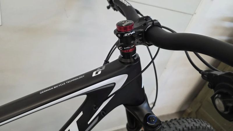 celoodpružený Ghost karbon/al ,xl,xt-xtr