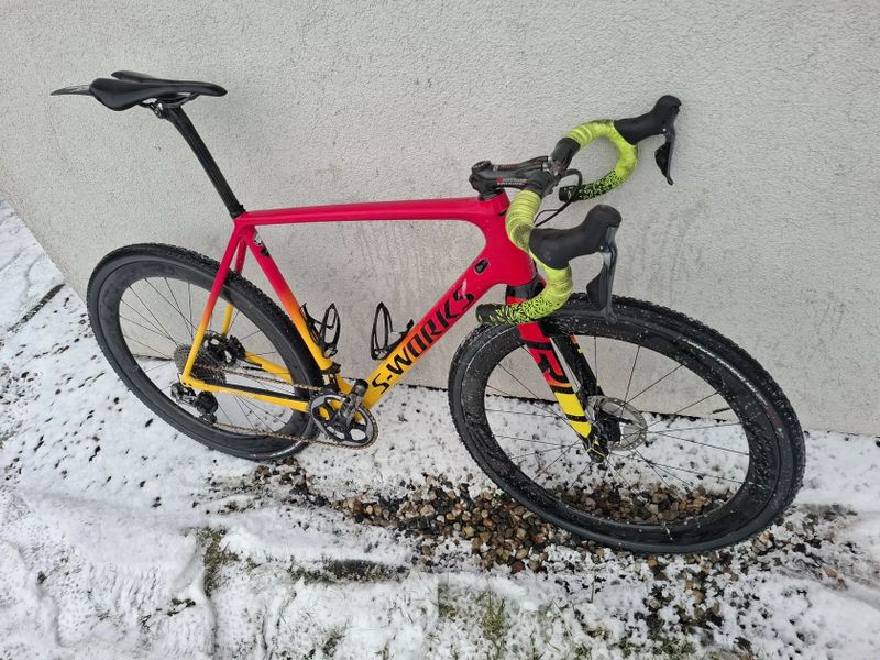 Specialized Crux S works