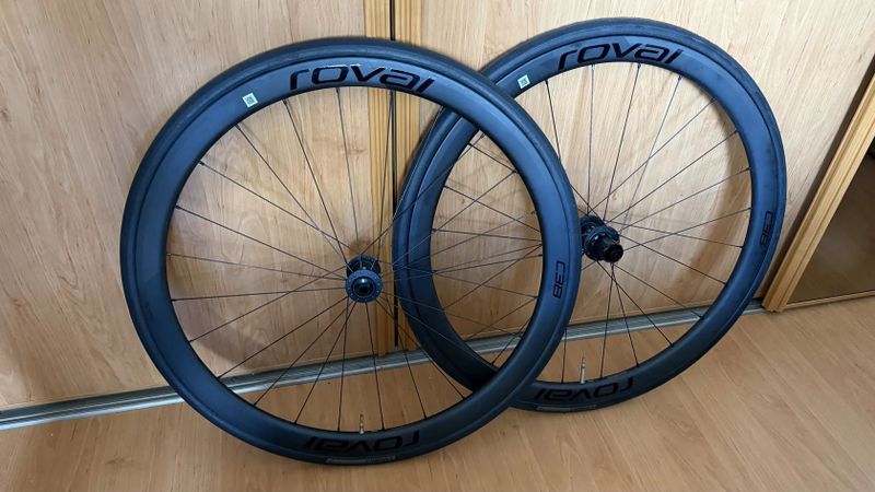 Specialized Aethos expert, vel. 56 (Ultegra Di2 12 speed, powermeter 4iiii)