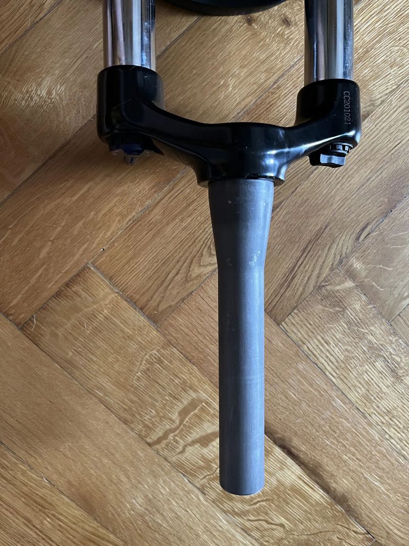 SR Suntour Xcm32 LOR DS Boost Tapered 120mm