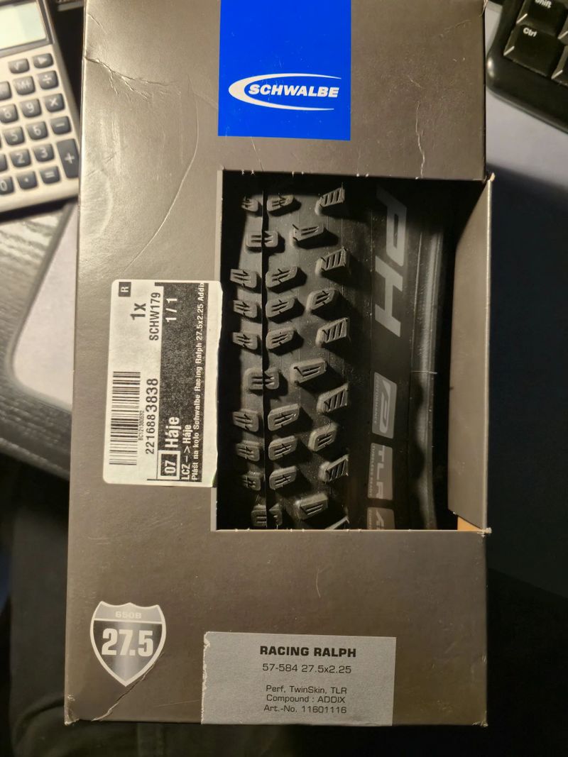 Schwalbe 27,5 x 2,25