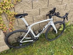 Pinarello Grevil 2021 (vel. 575, L/XL)