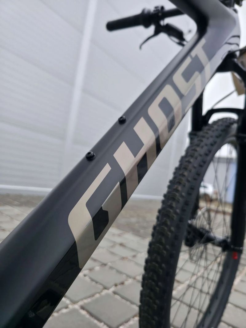 GHOST Lector SF UC Team Black/Rainbow 29″ velikost M