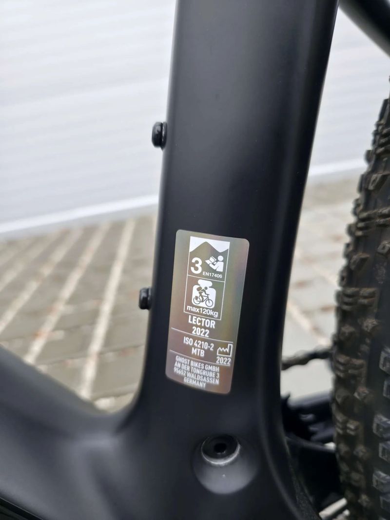 GHOST Lector SF UC Team Black/Rainbow 29″ velikost M