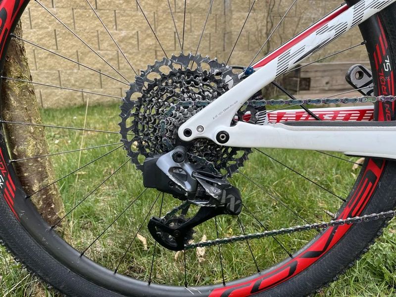 Specialized S-Works Epic WorldCup (vel. XL, sada Sram XX AXS, váha 10,4 kg)