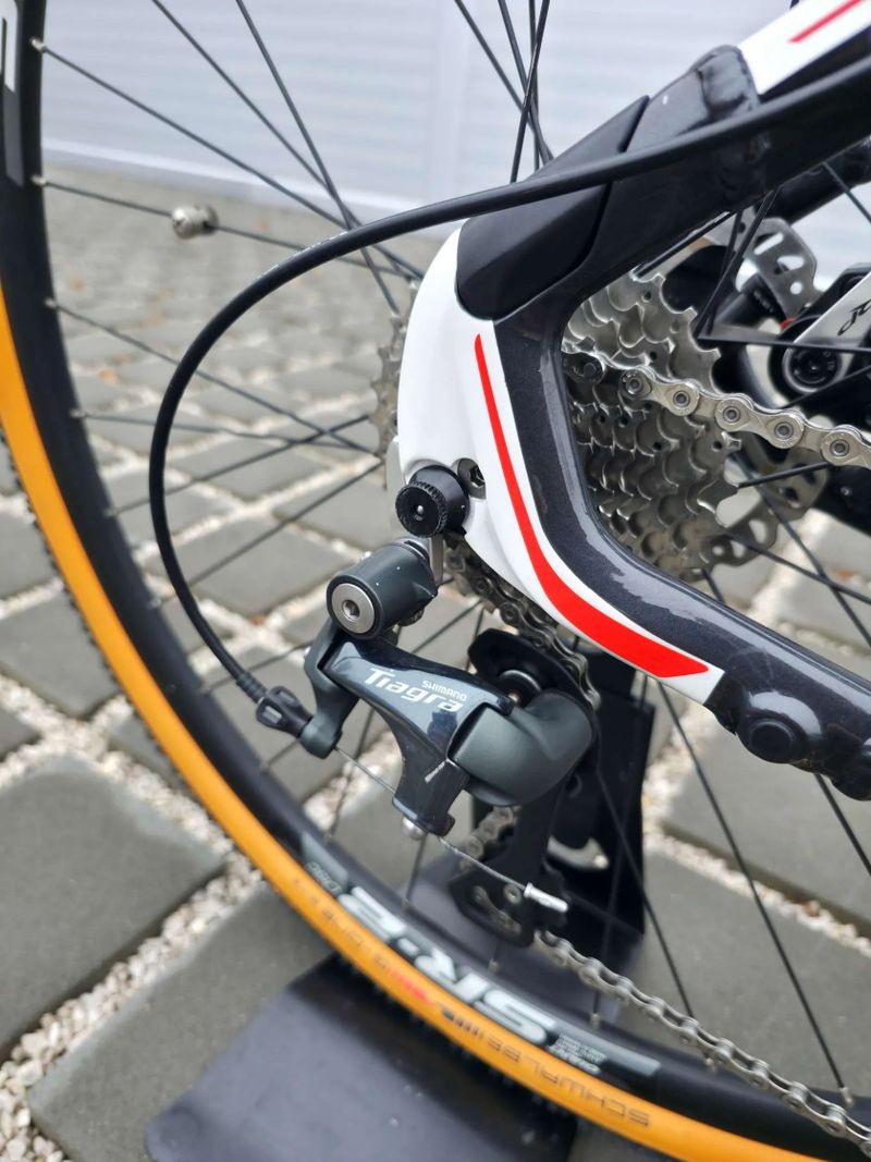 Elektrokolo Giant Road E+ 2 28″ velikost M