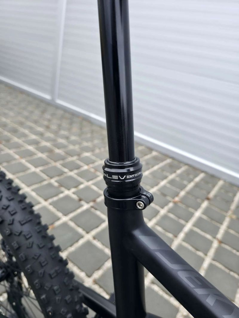 Cannondale Jekyll Carbon 2 Lefty 27,5″ velikost L