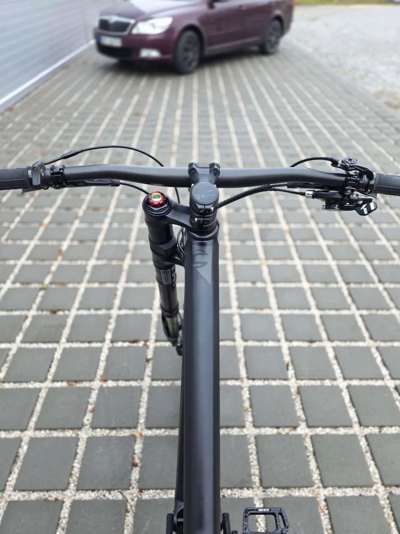 Cannondale Jekyll Carbon 2 Lefty 27,5″ velikost L