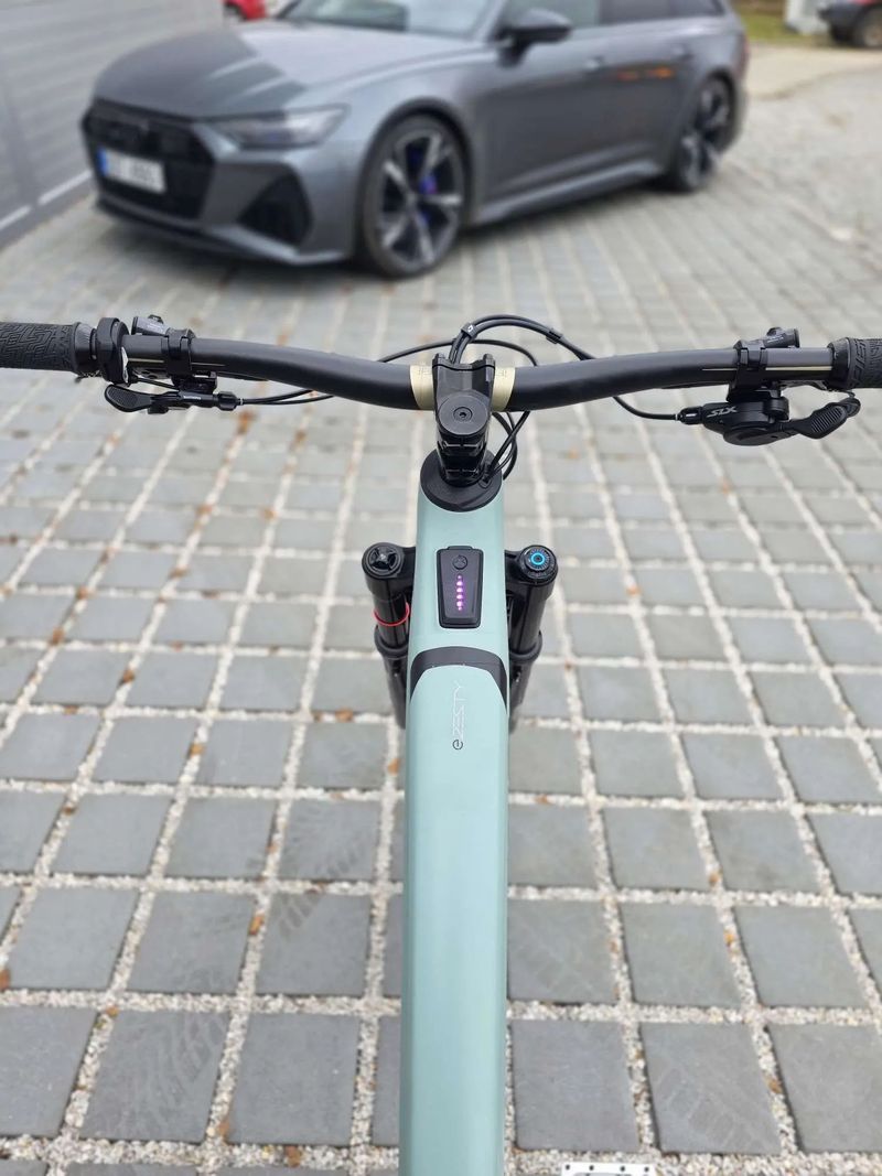 Elektrokolo Lapierre E-Zesty AM LTD 430Wh 2024 29″ velikost L