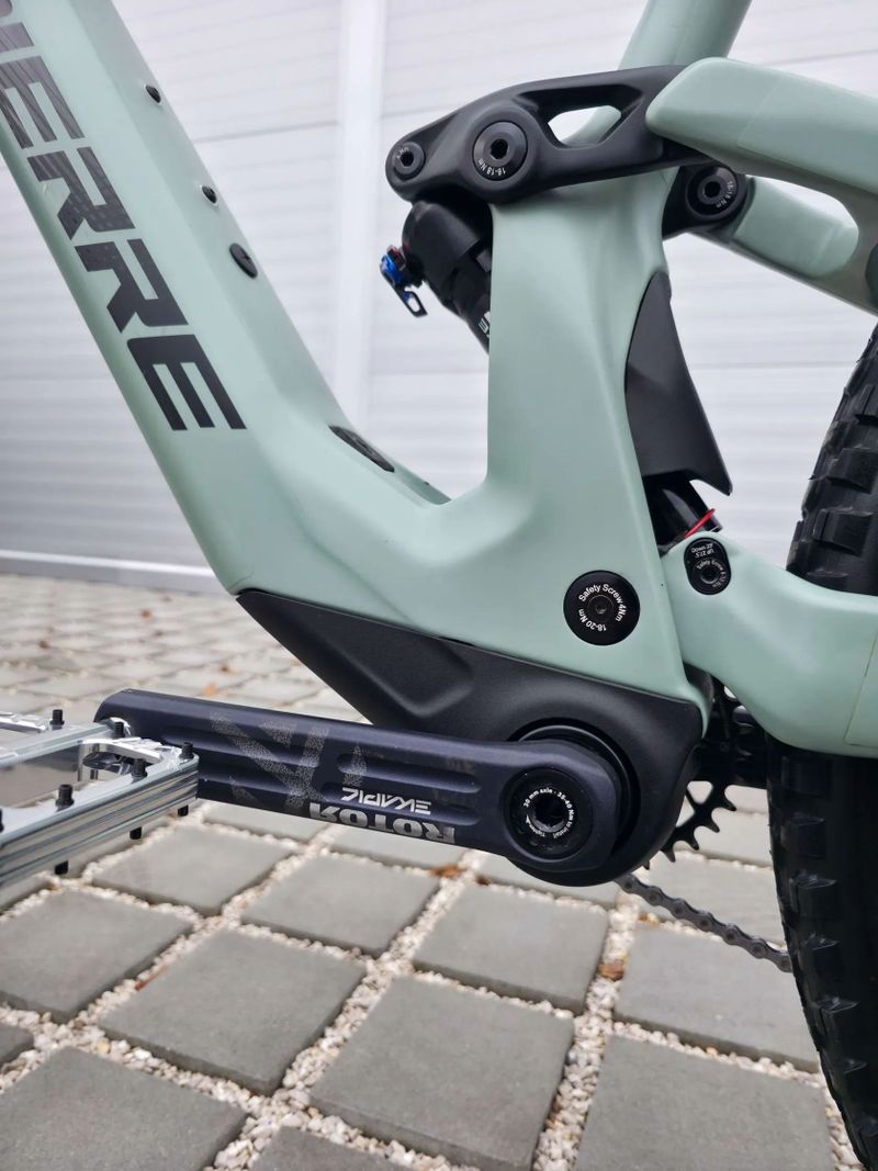 Elektrokolo Lapierre E-Zesty AM LTD 430Wh 2024 29″ velikost L