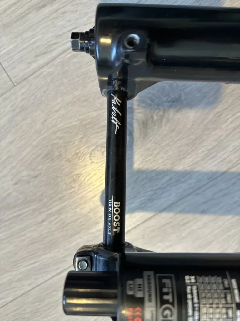 Fox 36 Factory Grip2