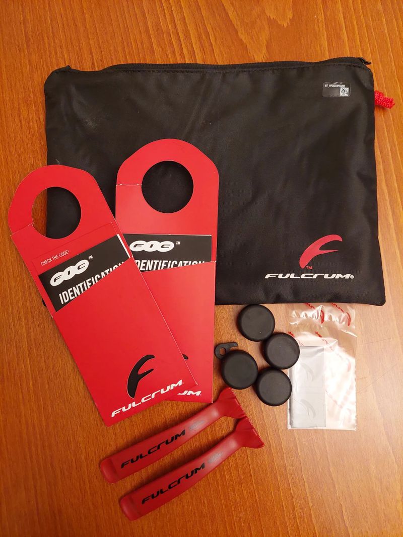 Karbonové výplety FULCRUM RED ZONE CARBON