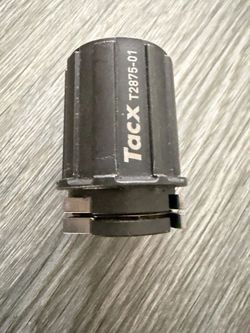 Tackx ořech Shimano