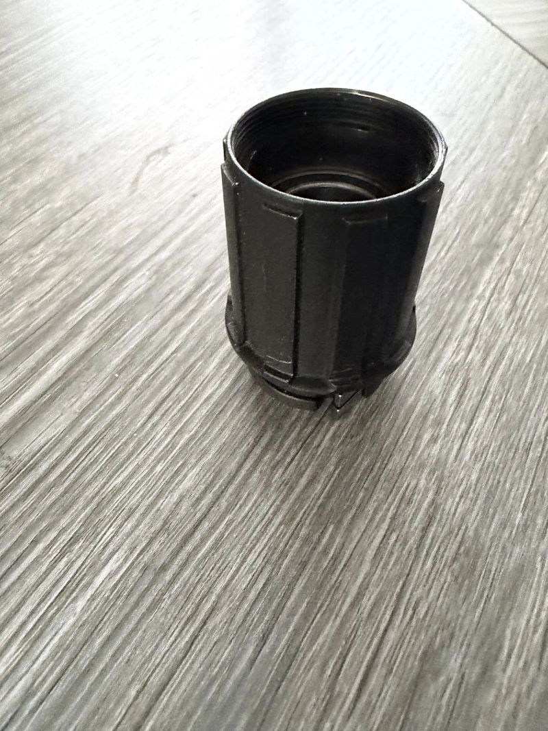 Tackx ořech Shimano