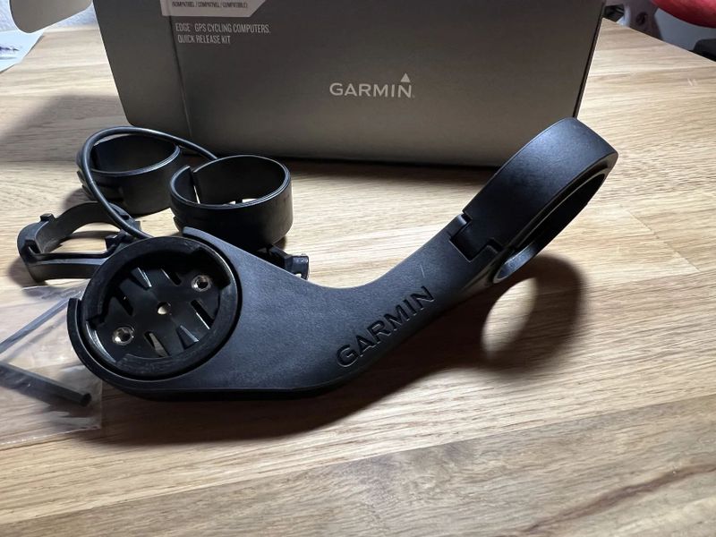 Garmin EDGE předsazený držák na kolo