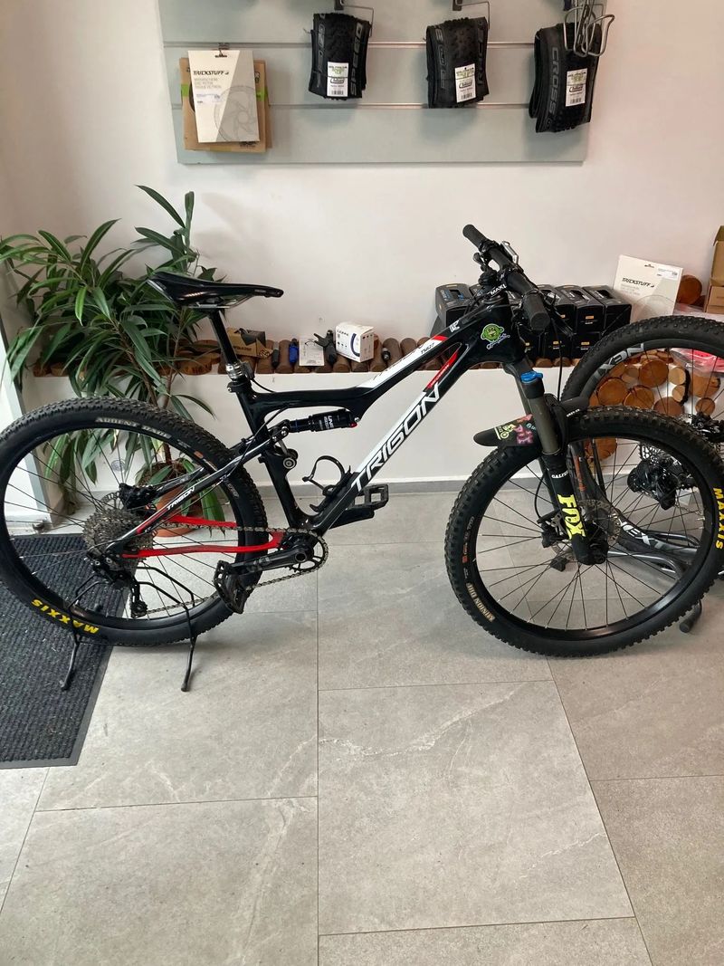 XC/Trail bike Trigon Karbon váha 10,5kg!