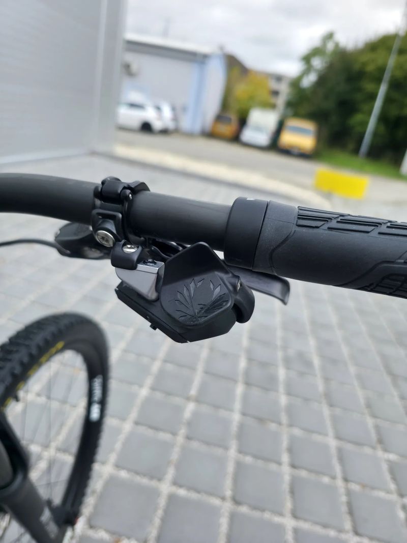 Devinci Django Carbon AXS 29″ - velikost M