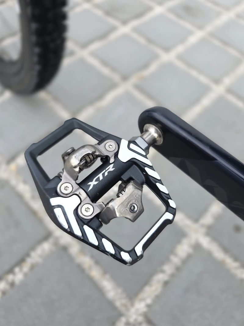 Devinci Django Carbon AXS 29″ - velikost M