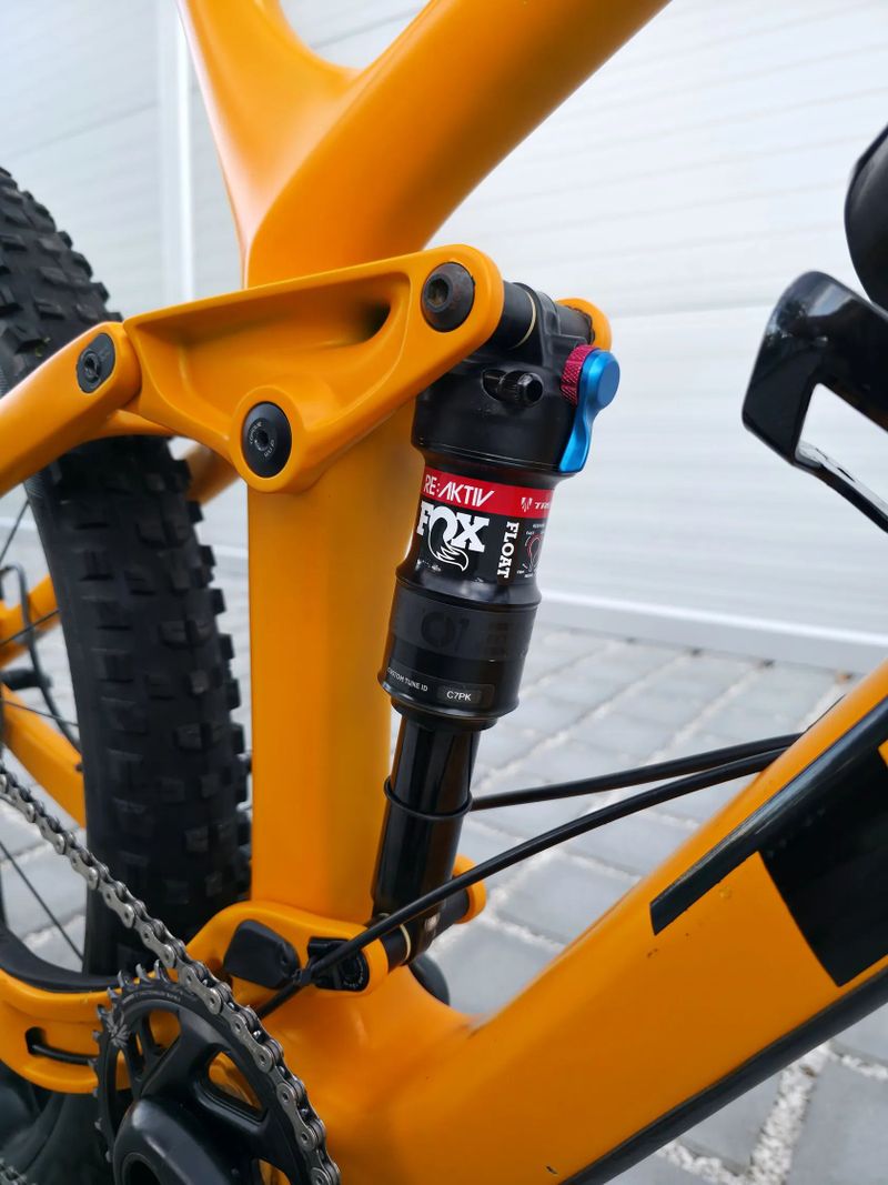 Trek Fuel EX 9.8SL Project One 29″ velikost M/L