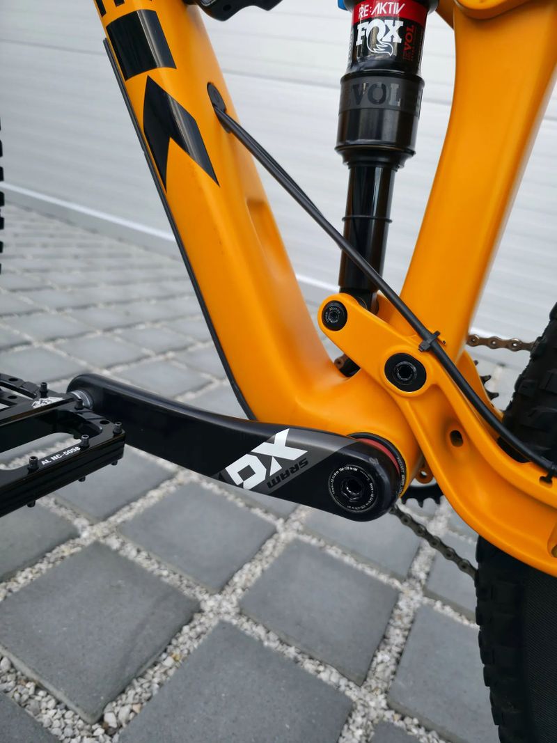 Trek Fuel EX 9.8SL Project One 29″ velikost M/L