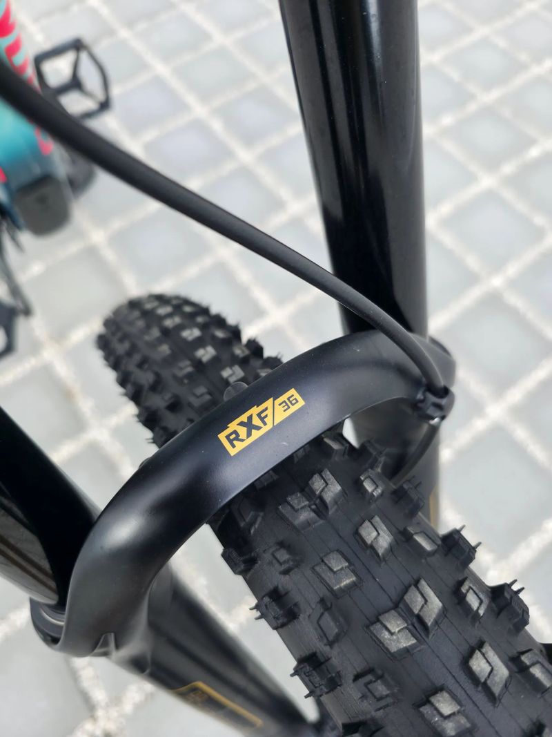 Specialized S-Works Stumpjumper Carbon 29″ velikost M