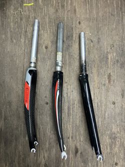 Různé vidlice 1 1/8"