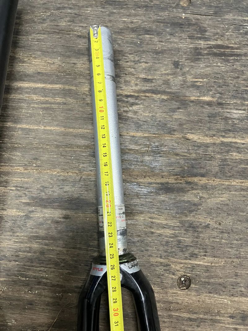 Různé vidlice 1 1/8"